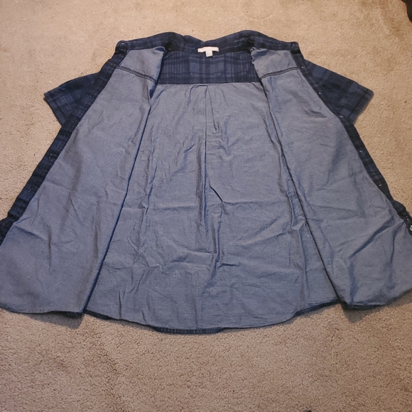 Plaid Button-down Short Sleeve Shirt - Picture 3 of 6